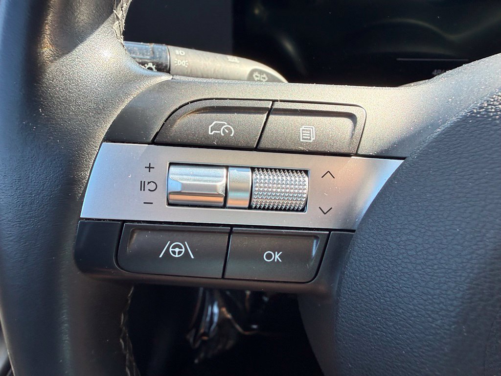 Used 2025 Hyundai Kona SEL AWD/4WD image 17