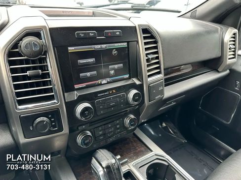 Used 2015 Ford F150 Platinum w/ Equipment Group 701A Luxury image 11