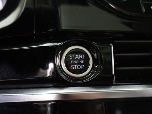 Used 2023 Nissan Pathfinder SL w/ SL Premium Package AWD/4WD image 48