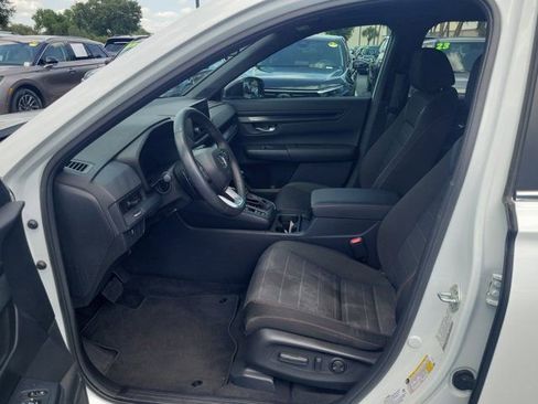Used 2024 Honda CR-V Sport image 14