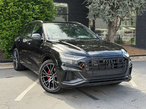 Used 2023 Audi Q8 Premium Plus w/ Premium Plus Package AWD/4WD image 7