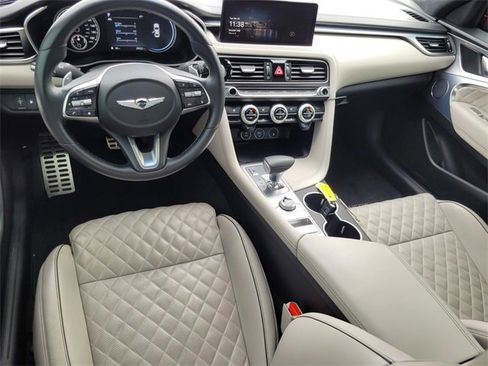 Used 2022 Genesis G70 3.3T image 14
