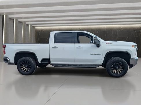 Used 2022 Chevrolet Silverado 2500 LTZ w/ LTZ Convenience Package image 7