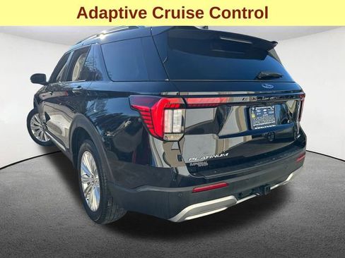 Used 2025 Ford Explorer Platinum w/ LUX Leather Package image 11
