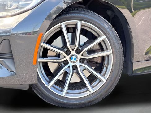 Used 2022 BMW 330i Sedan w/ Driving Assistance Package RWD image 24