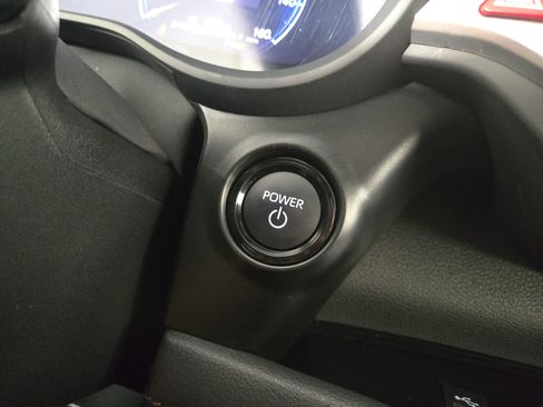 Used 2026 Toyota Sienna Platinum AWD/4WD image 27