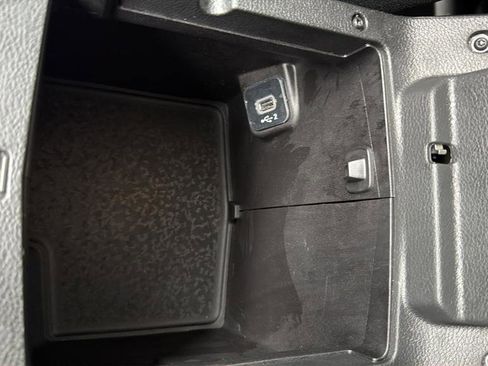 Used 2025 Jeep Wrangler Unlimited Rubicon 4xe w/ Safety Group AWD/4WD image 23