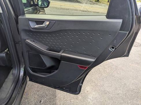 Used 2020 Ford Escape SEL FWD image 17