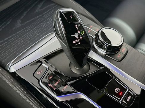 Certified 2023 BMW M550i xDrive w/ Executive Package image 17