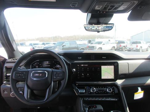 New 2026 GMC Sierra 1500 AT4 w/ AT4 Premium Package AWD/4WD image 18