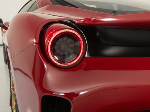 Certified 2020 Ferrari 488 Pista Coupe RWD image 13