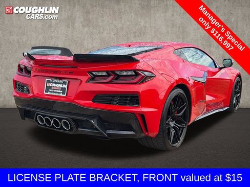 Used 2023 Chevrolet Corvette Z06 w/ Stealth Interior Trim Package RWD image 8