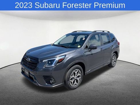 Used 2023 Subaru Forester Premium AWD/4WD image 1