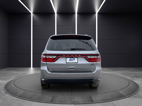 Used 2021 Dodge Durango SXT image 5