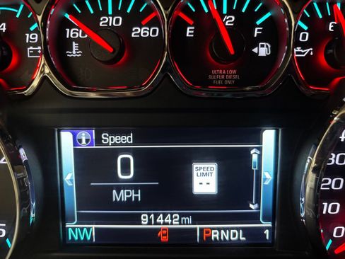 Used 2019 Chevrolet Silverado 2500 High Country w/ Duramax Plus Package AWD/4WD image 17