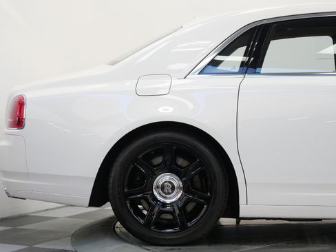 Used 2013 Rolls-Royce Ghost image 53
