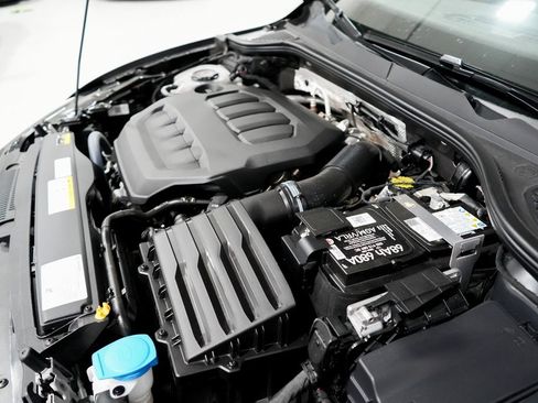 Used 2024 Volkswagen GTI Autobahn image 39