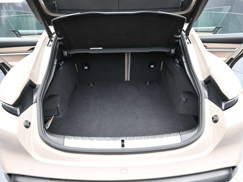 Certified 2023 Porsche Taycan 4S AWD/4WD image 11