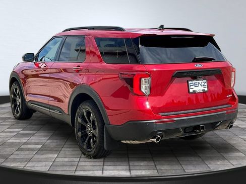 Used 2024 Ford Explorer ST-Line w/ Class IV Trailer Tow Package AWD/4WD image 5
