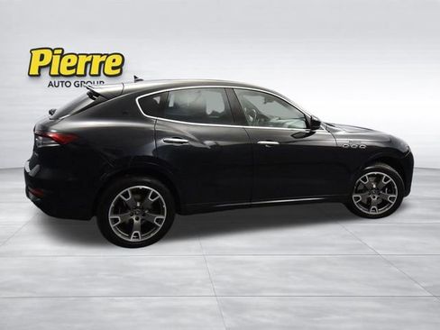 Used 2023 Maserati Levante Modena image 6