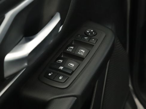 Used 2022 RAM 1500 Big Horn AWD/4WD image 7