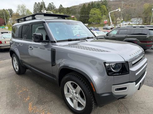Used 2020 Land Rover Defender 110 SE AWD/4WD image 3
