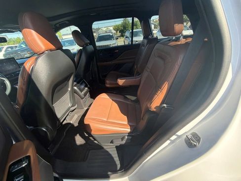 Used 2023 Lincoln Aviator Reserve w/ Equipment Group 201A AWD/4WD image 61