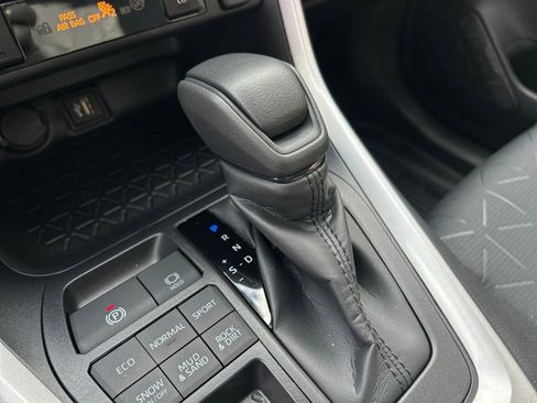 New 2025 Toyota RAV4 XLE image 16