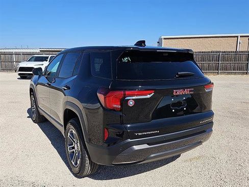 New 2026 GMC Terrain Elevation image 3