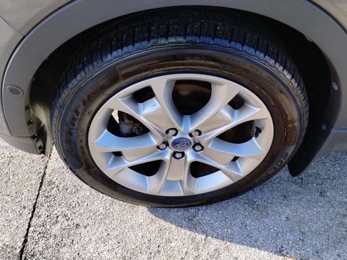 Used 2014 Ford Escape Titanium w/ Equipment Group 401A AWD/4WD image 25