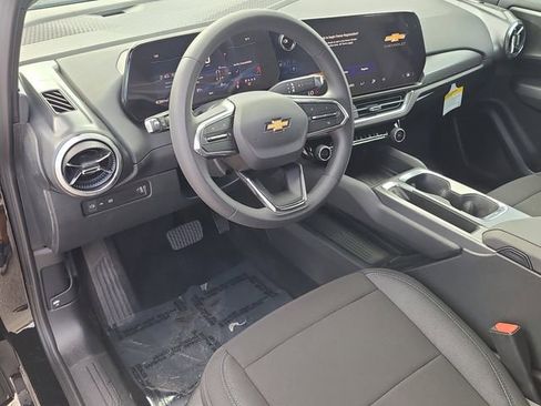 New 2026 Chevrolet Equinox EV LT w/ LPO, Blackout Package FWD image 21