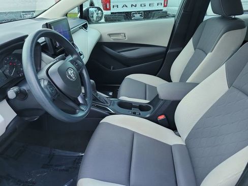 Used 2023 Toyota Corolla LE image 17