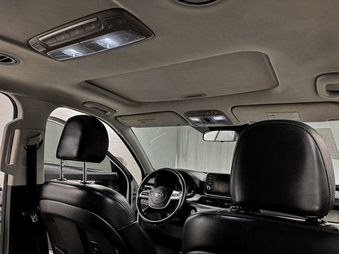 Used 2020 Kia Telluride S FWD image 12