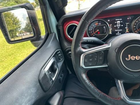 Used 2023 Jeep Wrangler Unlimited Rubicon w/ LED Lighting Group AWD/4WD image 40