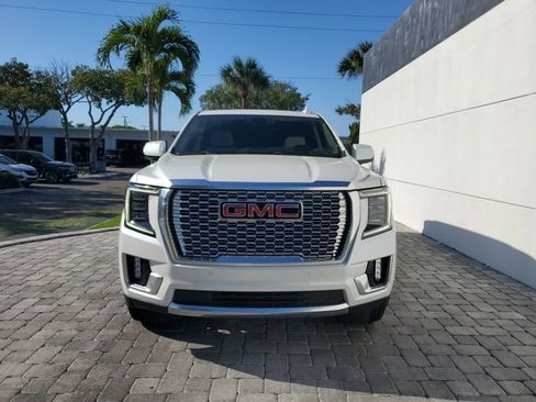 Certified 2022 GMC Yukon XL Denali image 2