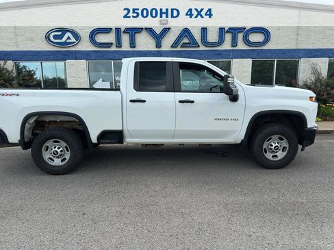 Used 2020 Chevrolet Silverado 2500 W/T w/ WT Convenience Package AWD/4WD image 2
