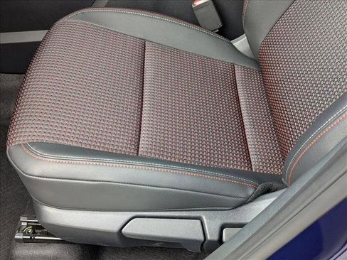 New 2026 Nissan Kicks SR image 4