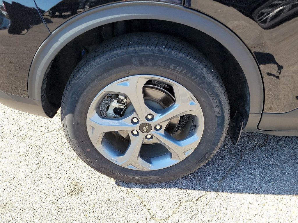Used 2025 Ford Escape ST-Line AWD/4WD image 7