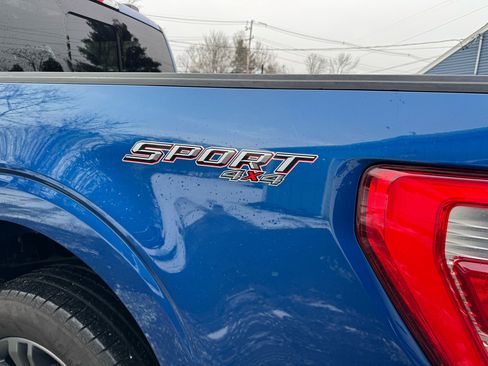 Used 2022 Ford F150 Lariat w/ Equipment Group 502A High image 8