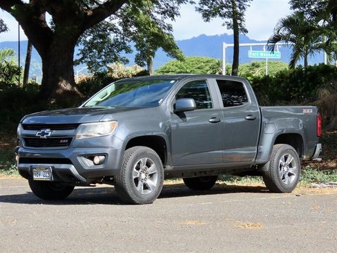 Used 2017 Chevrolet Colorado Z71 RWD image 2