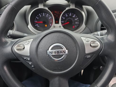 Used 2013 Nissan Juke S FWD image 23
