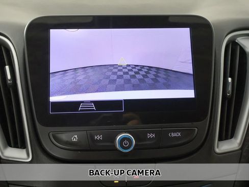 Used 2024 Chevrolet Malibu LS w/ Driver Confidence Package FWD image 5