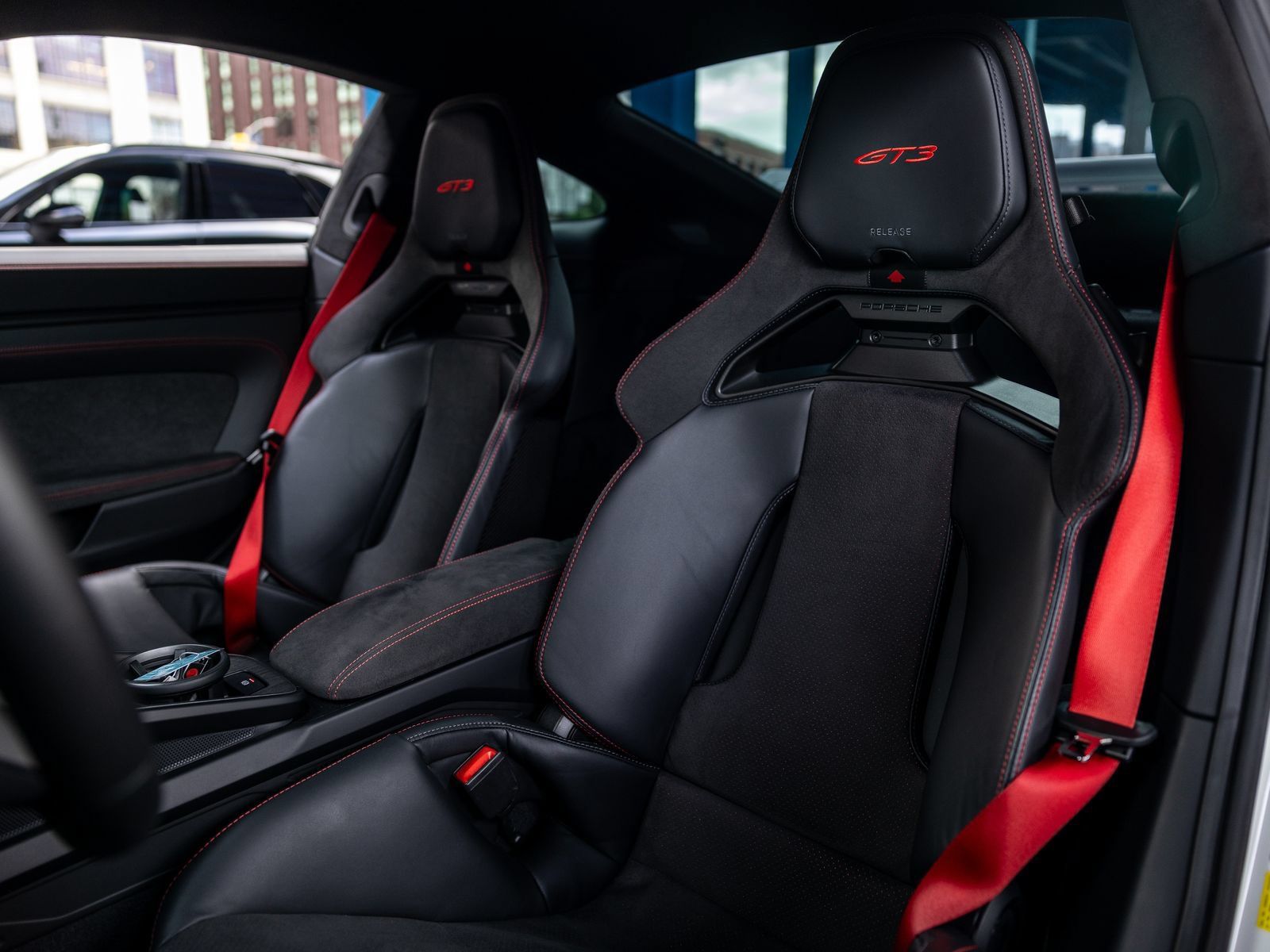 Certified 2026 Porsche 911 GT3 RWD image 5
