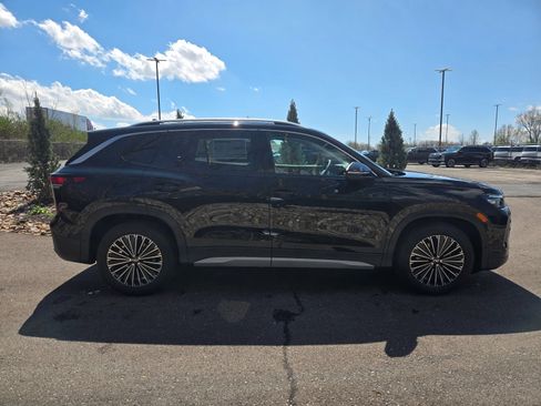 New 2026 Volkswagen Tiguan S FWD image 6