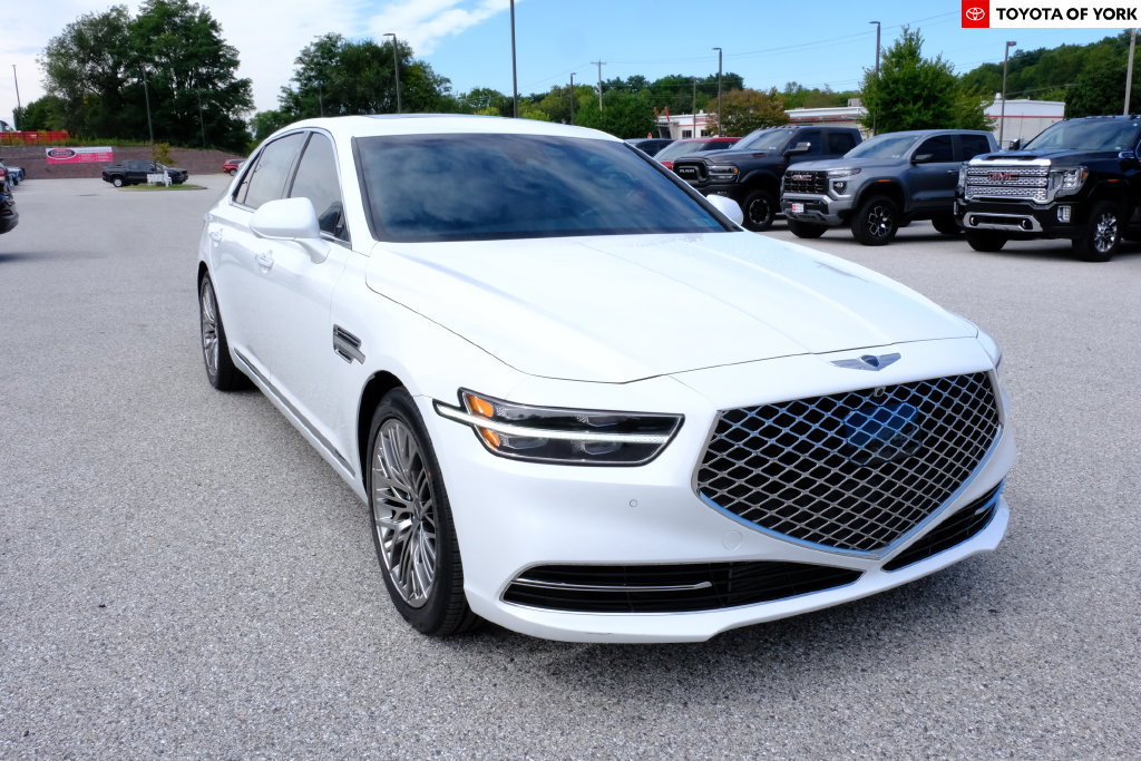 Used 2021 Genesis G90 3.3T Premium RWD image 1