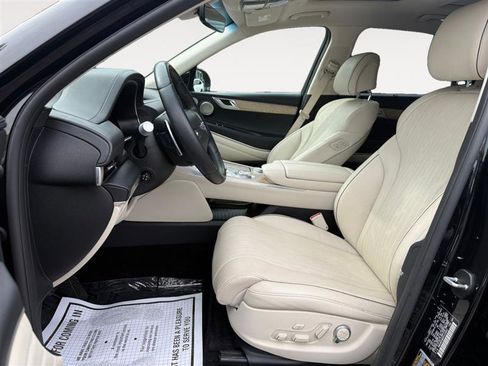 Used 2023 Genesis GV80 2.5T w/ Prestige Package AWD/4WD image 10