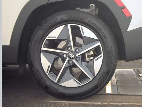 Used 2025 Hyundai Tucson SEL FWD image 20