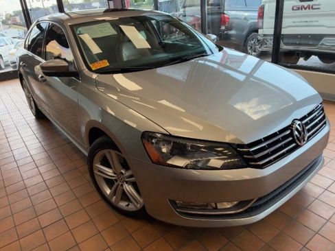 Used 2014 Volkswagen Passat TDI SEL Premium image 1