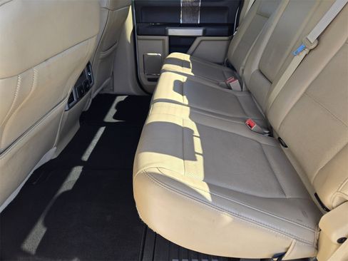 Used 2019 Ford F250 Lariat w/ Lariat Ultimate Package image 28