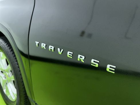 Used 2020 Chevrolet Traverse LS AWD/4WD image 20